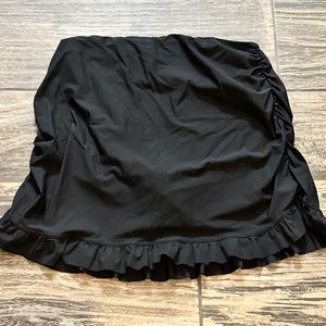 ASSETS by SPANX Black ruched swim skirt